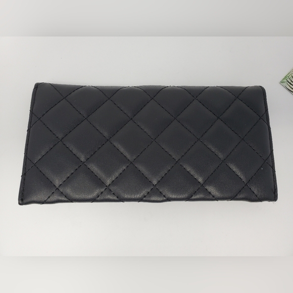 BADGLEY MISCHKA BLACK QUILTED TOP HANDLE PURSE NWOT BLACK WALLET FAUX LEATHER - Picture 8 of 16